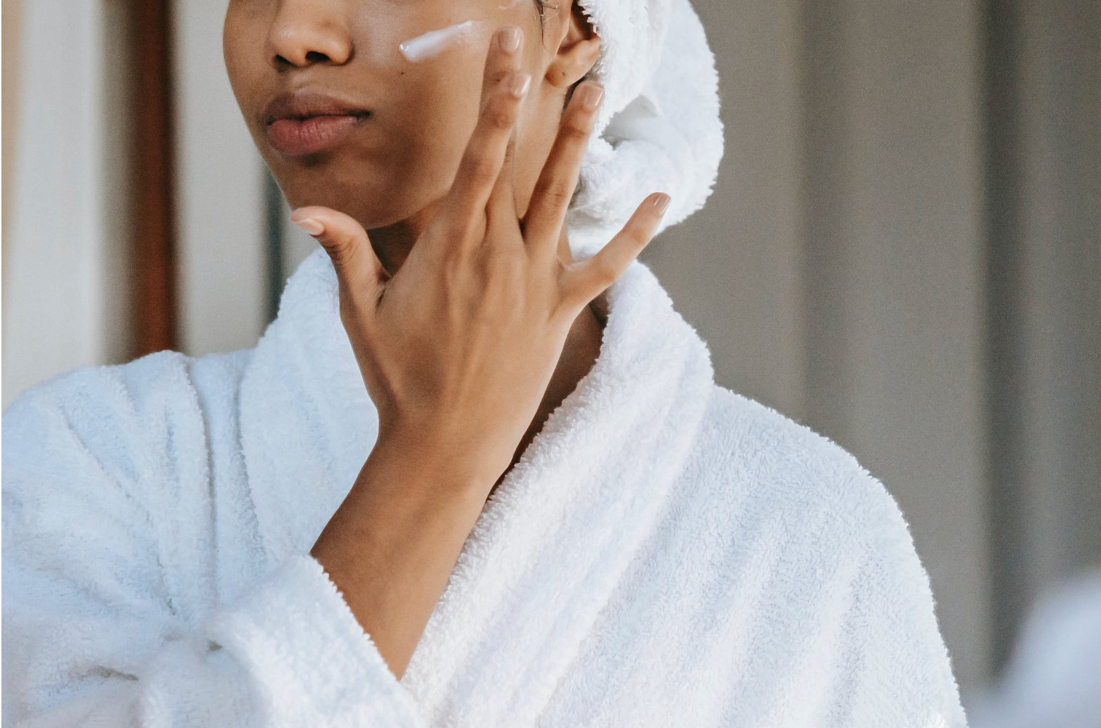 Can Your Moisturizer Cause Acne? Pore-Clogging Ingredients to Avoid