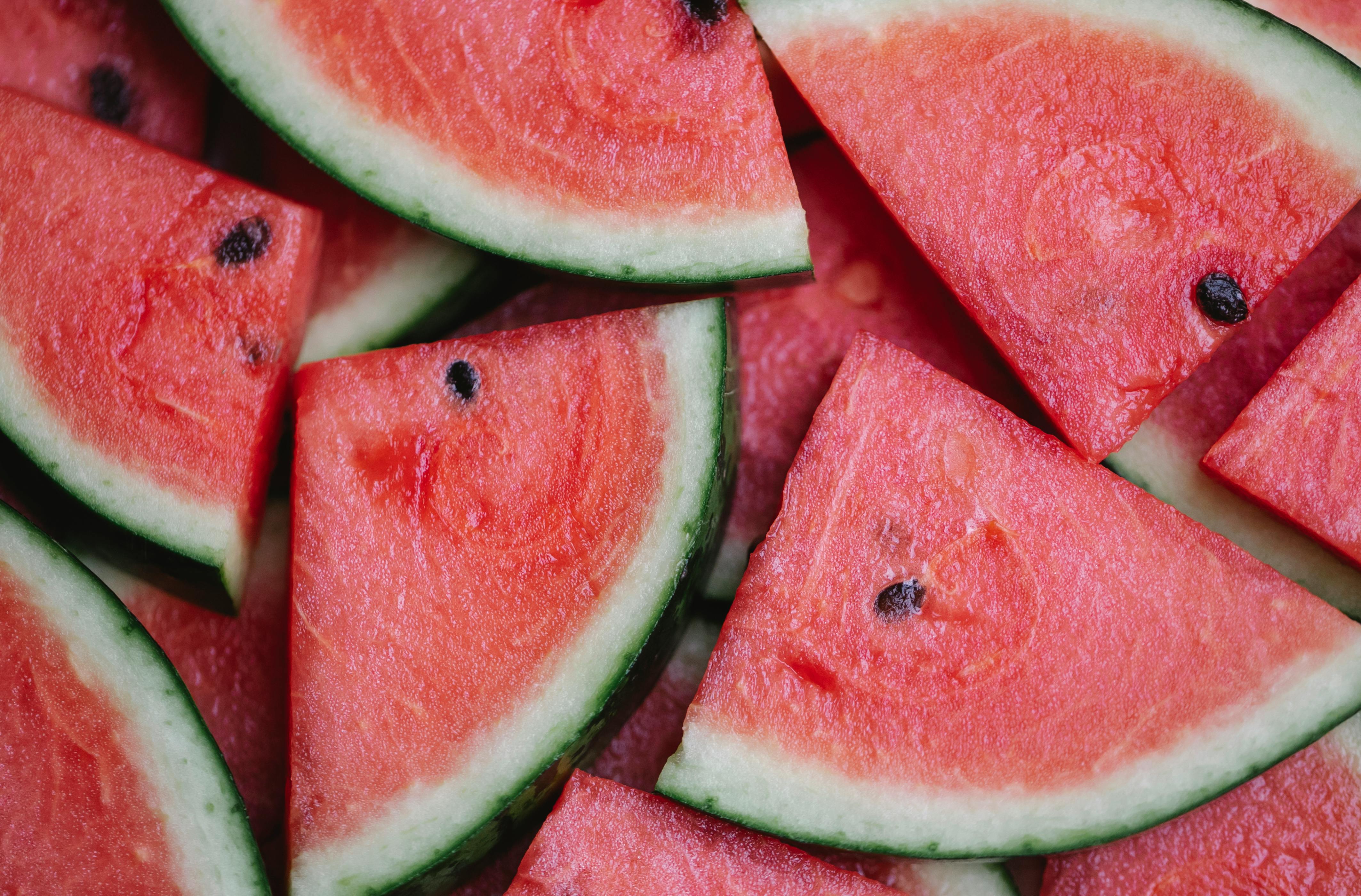 6 Powerful Watermelon Seed Oil Benefits for the Skin